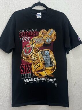 Vintage Pro Player NBA Chicago Bulls 1998 Six Time Champions T-Shirt Sz Medium
